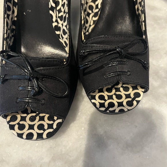 Coach size 10 4 inch platform heel - Picture 5 of 6